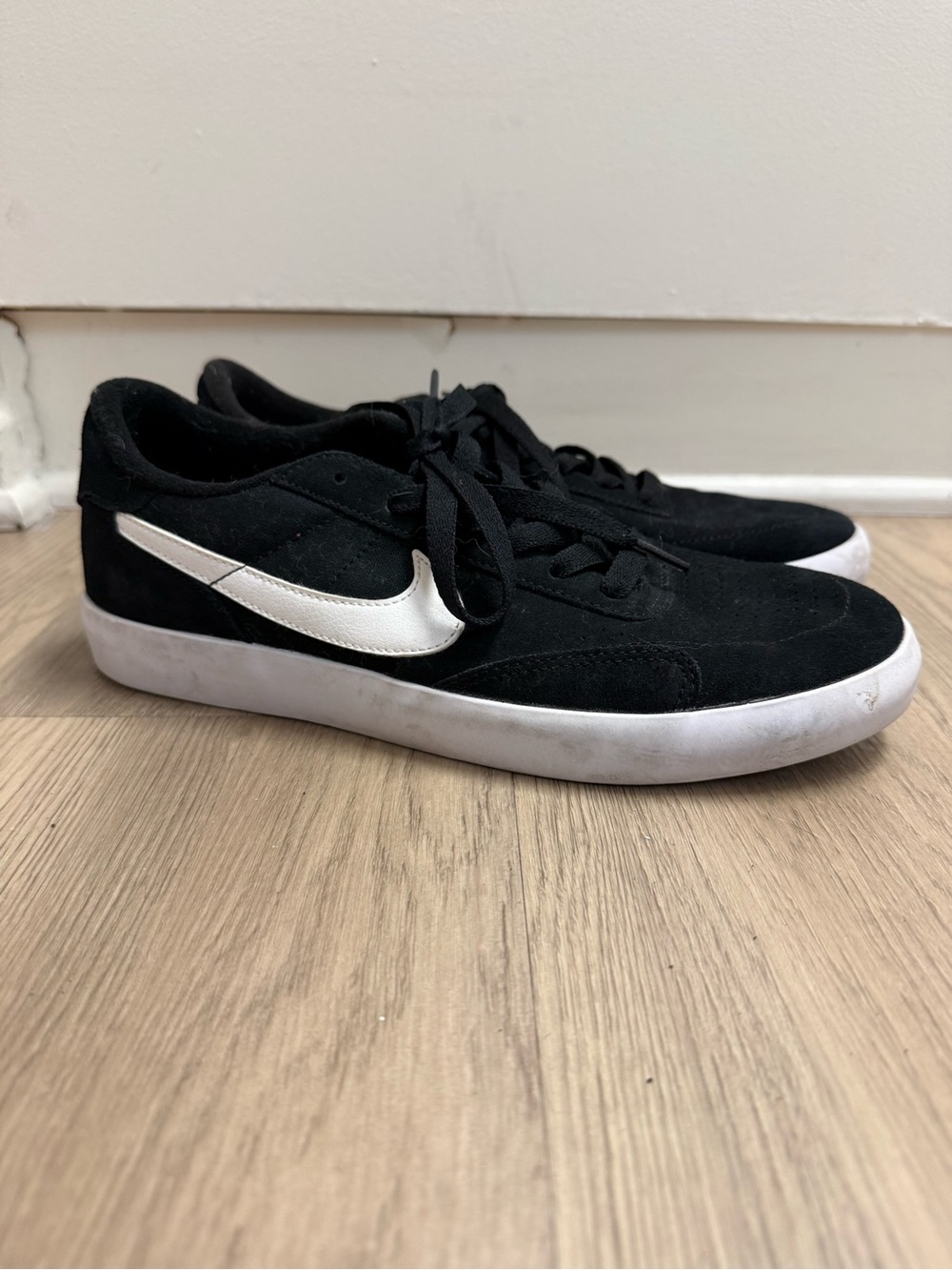 Nike Men’s SB Heritage Vulc Sneakers (Size 8) - Picture 3 of 10